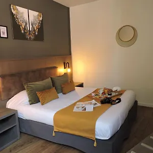 adonis-annecy-icone-hotel-74000.hotels-rhonealpes.com/