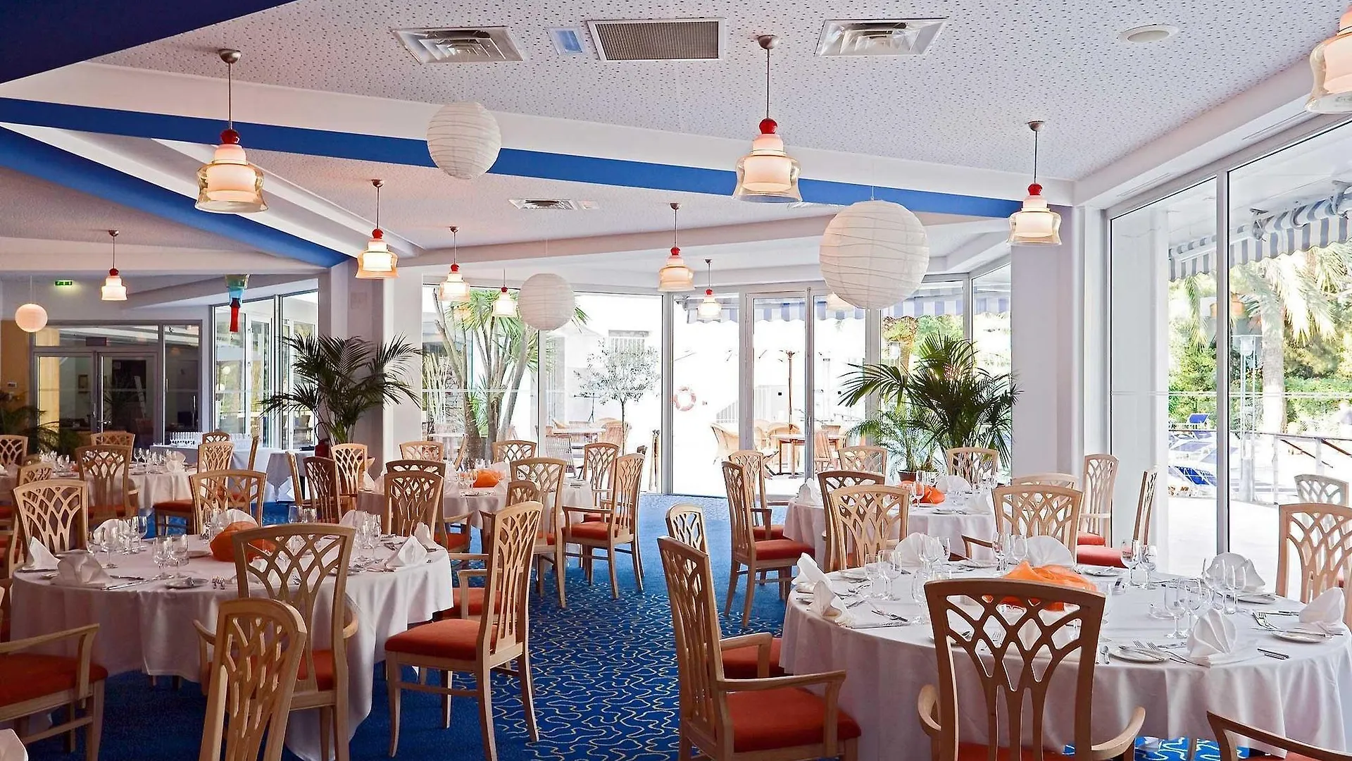 Hotel Cannes Montfleury 4*,  France
